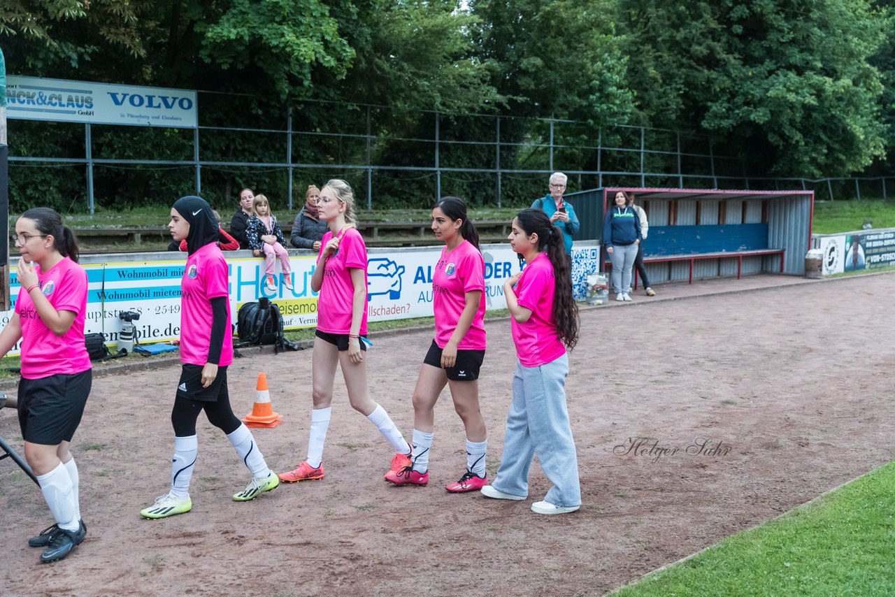 Bild 83 - Loewinnen Cup